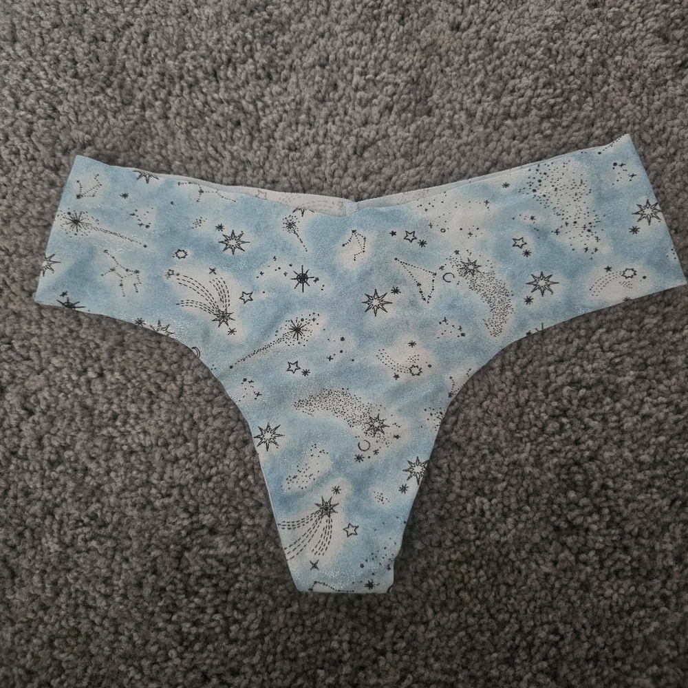 Victoria's Secret blue star seamless Thong small